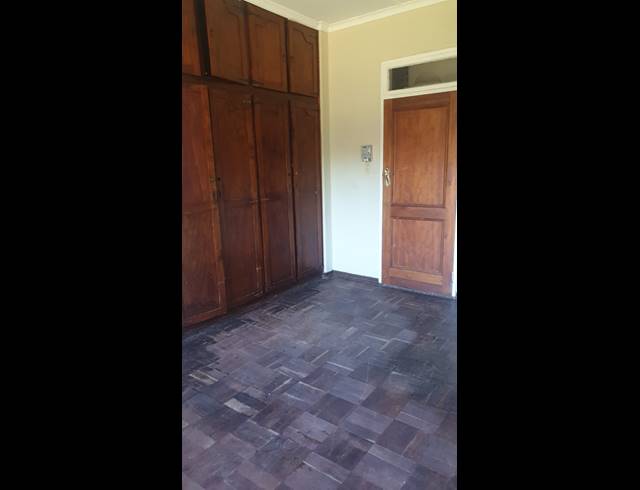 1 bed property to rent in SAVOY ESTATE